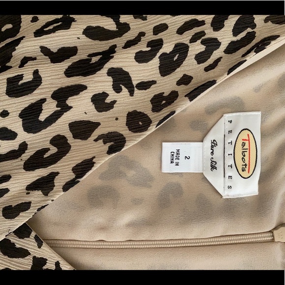 Silk animal print, sleeveless dress - Picture 2 of 11